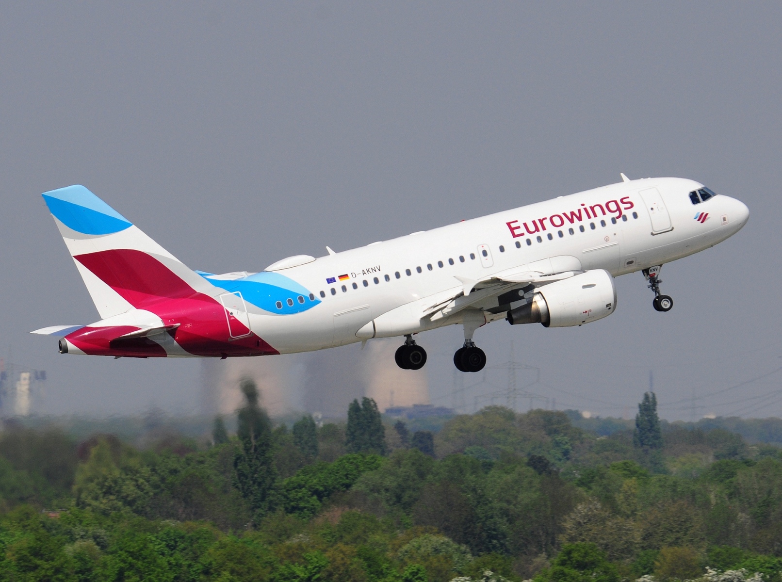 D-AKNV - A319-112 - Eurowings - DUS - 24-04-2022