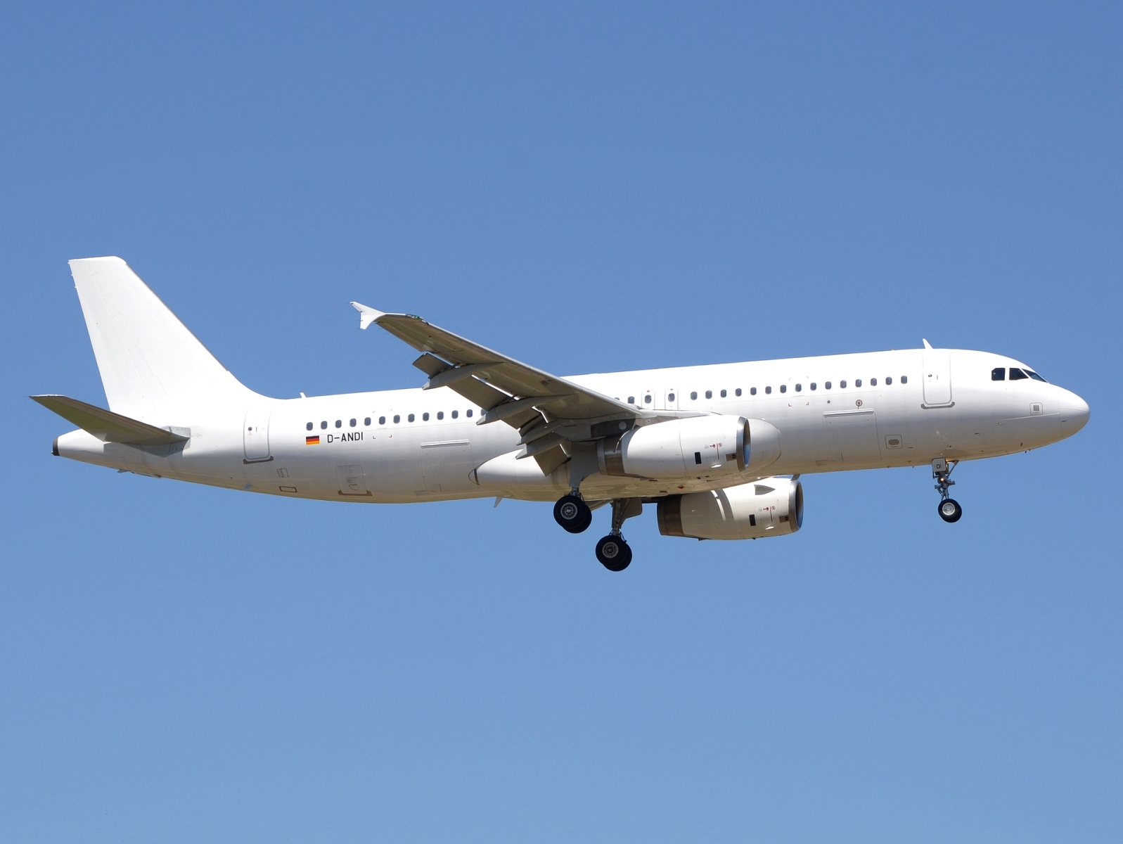 D-ANDI - A320-232 - Corendon Airlines Europe - LIS - 10-06-2022