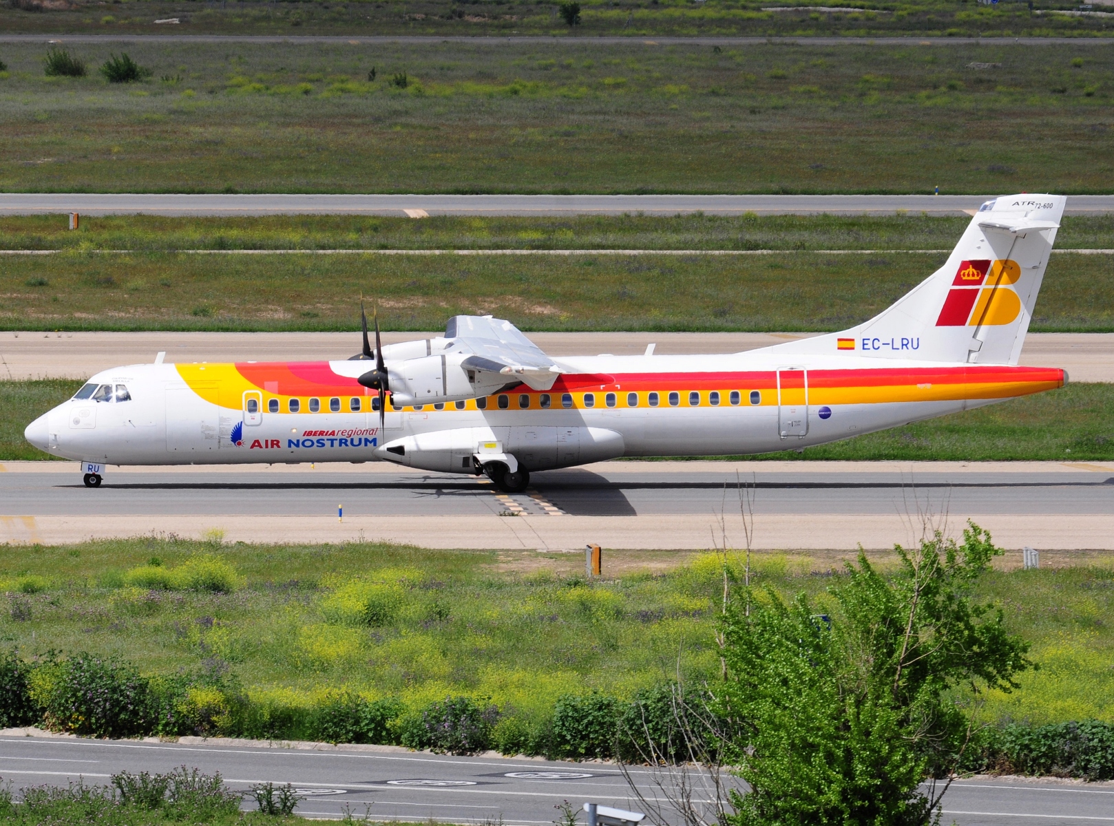 EC-LRU - ATR 72-600 (72-212A) - Iberia Regional - MAD - 04-05-2022