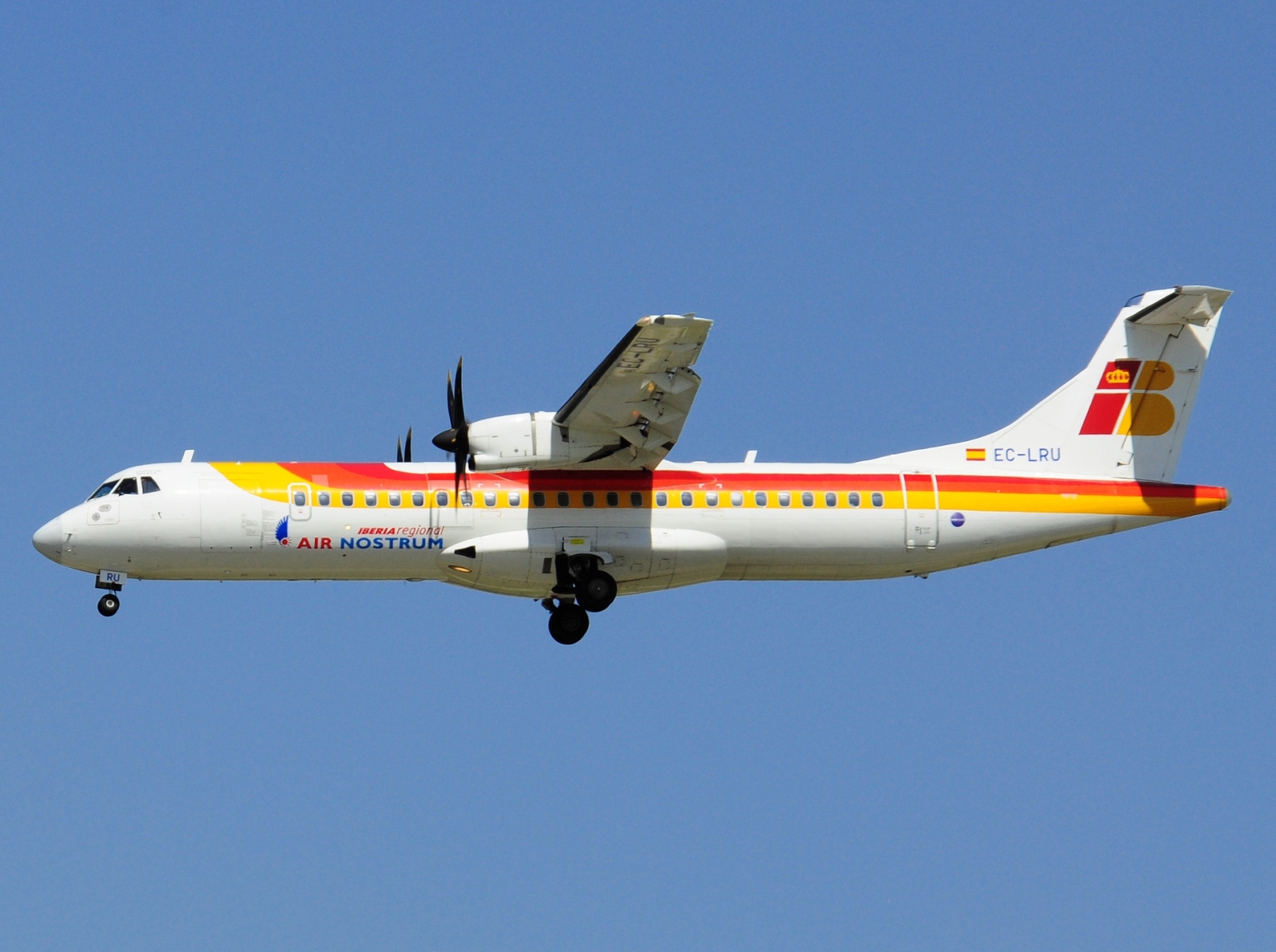 EC-LRU - ATR 72-600 (72-212A) - Iberia Regional - MAD - 05-05-2022