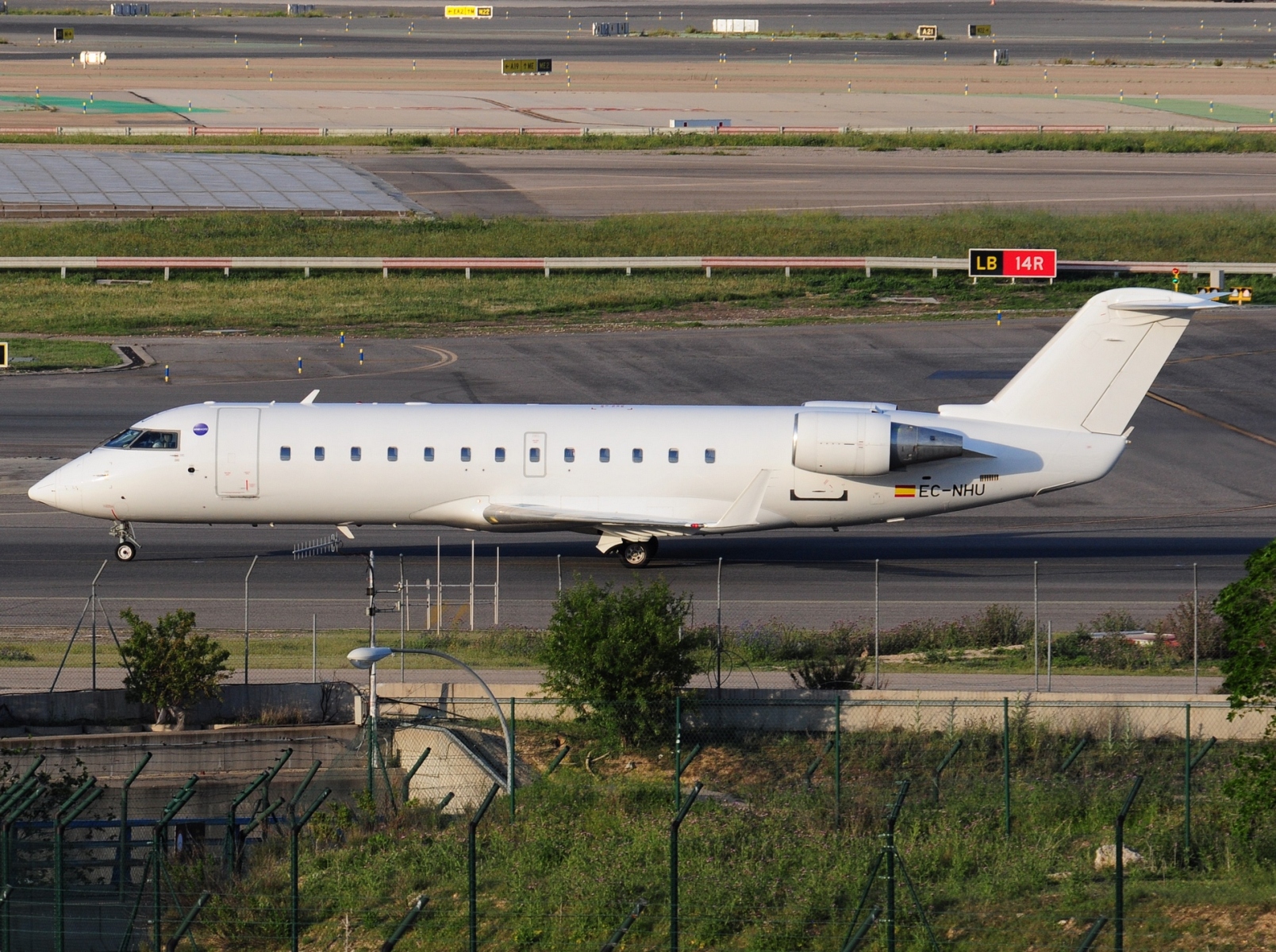 EC-NHU - CRJ-200ER - Air Nostrum - MAD - 04-05-2022