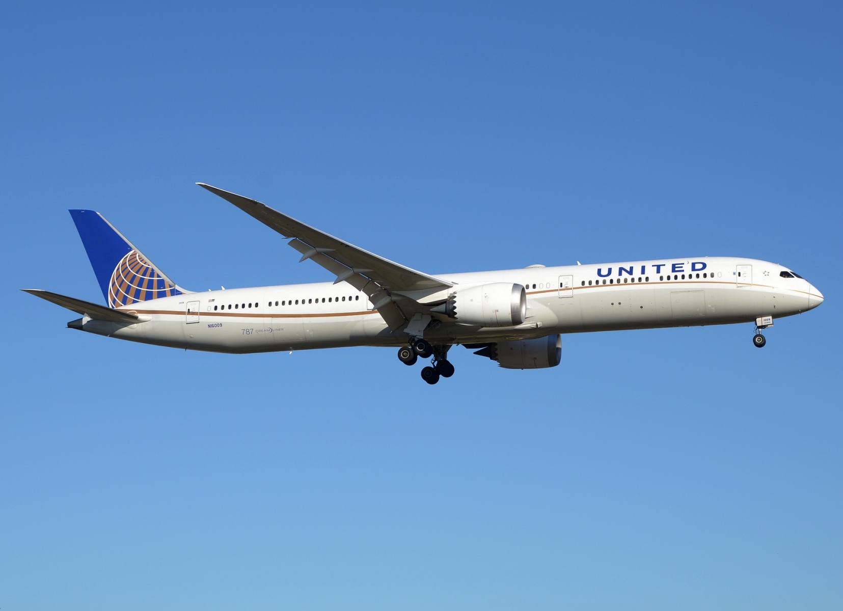 N16009 - 787-10 Dreamliner - United Airlines - LIS - 10-06-2022