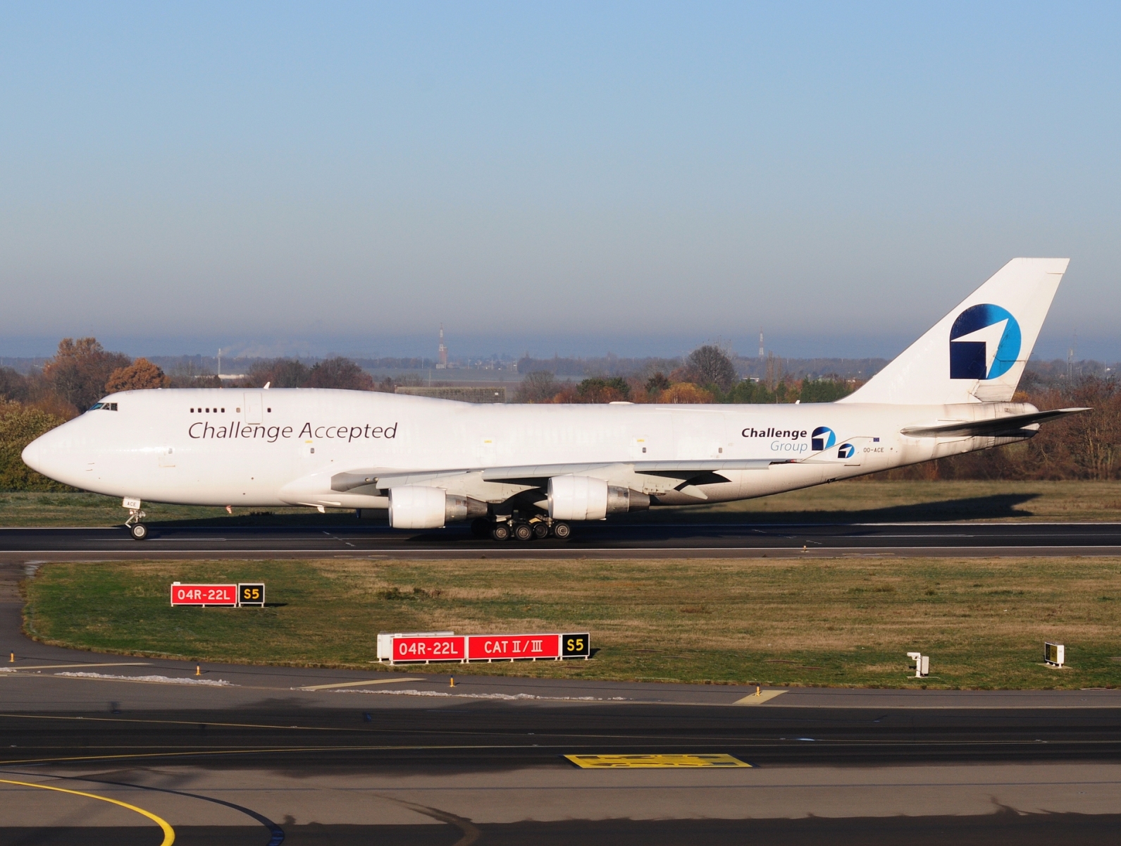 OO-ACE - 747-412 - Challenge Airlines BE - LGG - 12-12-2022b