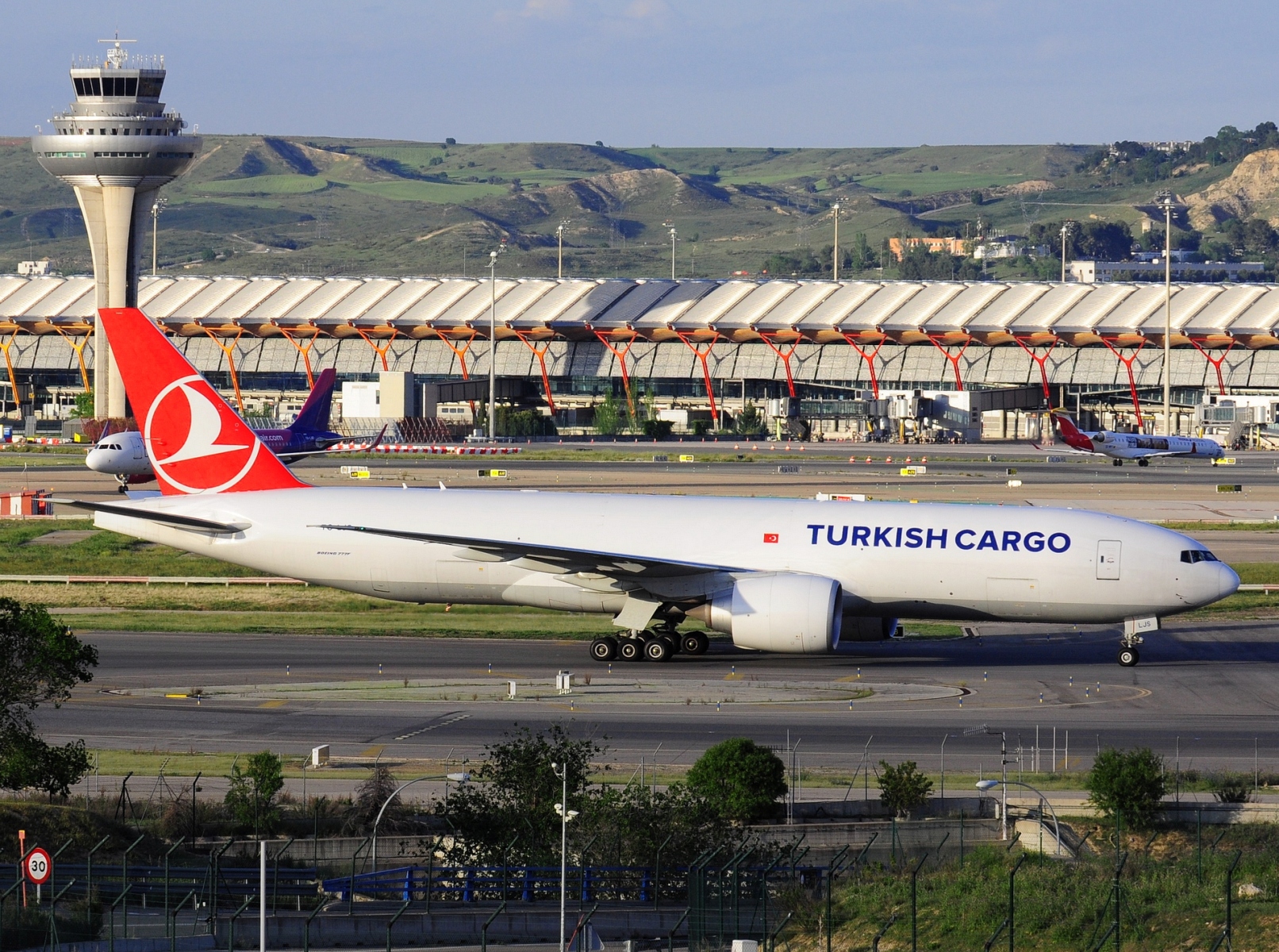 TC-LJS - 777-F - Turkish Airlines - MAD - 04-05-2022