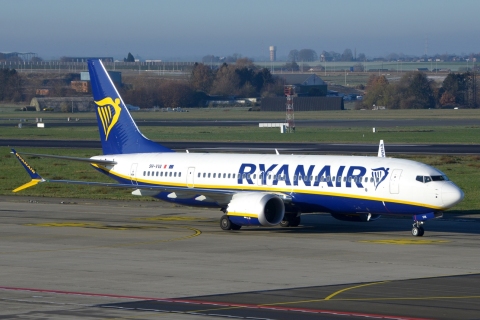 9H-VVA - 737-8-200 MAX - Ryanair - LGG - 12-12-2022