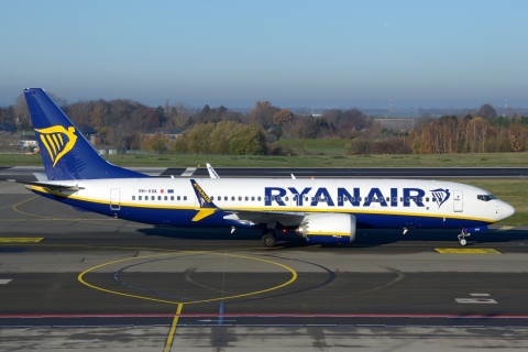 9H-VVA - 737-8-200 MAX - Ryanair - LGG - 12-12-2022b