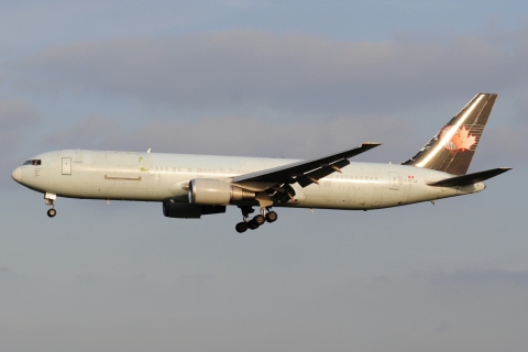 C-FCAE - 767-375(ER) - Cargojet Airways - BRU - 15-04-2022