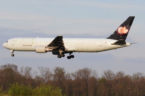 C-FCAE - 767-375(ER) - Cargojet Airways - BRU - 15-04-2022b