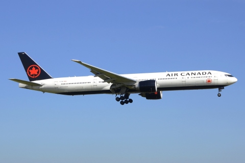 C-FIVX - 777-333(ER) - Air Canada - BRU - 22-06-2022