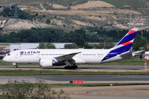 CC-BBG - 787-8 Dreamliner - LATAM Airlines Chile - MAD - 04-05-2022
