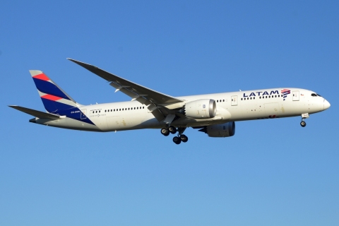 CC-BGN - 787-9 Dreamliner - LATAM Airlines Chile - LIS - 10-06-2022