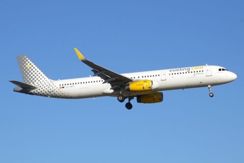 EC-MPV - A321-231(WL) - Vueling - LIS - 10-06-2022