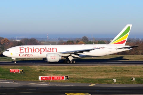 ET-AVT - 777-F - Ethiopian Airlines - LGG - 12-12-2022