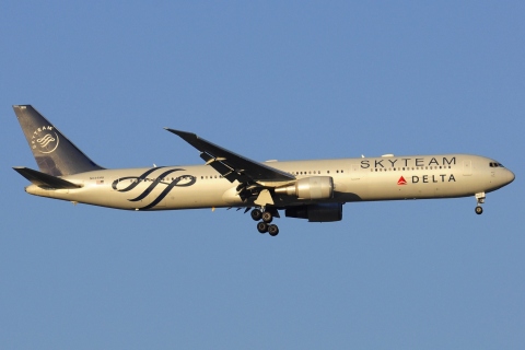 N844MH - 767-432(ER) - Delta Air Lines - MAD - 05-05-2022