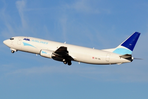 OE-IBL - 737-490 - ASL Airlines Belgium - LIS - 09-06-2022b