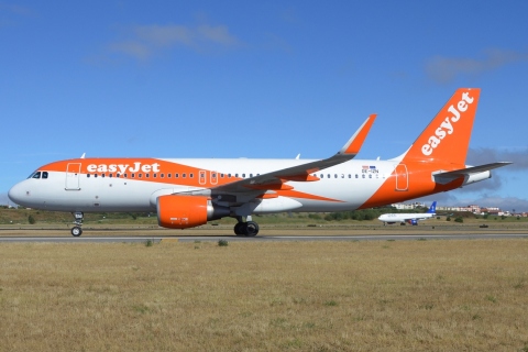 OE-IZN - A320-214(WL) - easyJet Europe - LIS - 09-06-2022