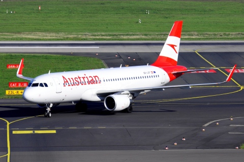 OE-LZF - A320-214(WL) - Austrian Airlines - DUS - 24-04-2022b