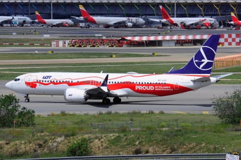 SP-LVD - 737-8 MAX - LOT _ Polish Airlines - MAD - 04-05-2022