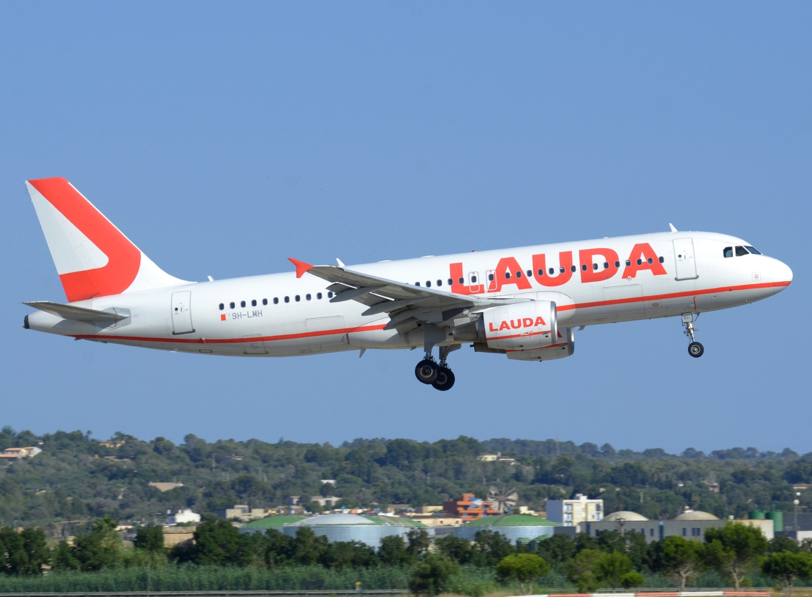 9H-LMH - A320-214 - Lauda Europe - PMI - 24-06-2023