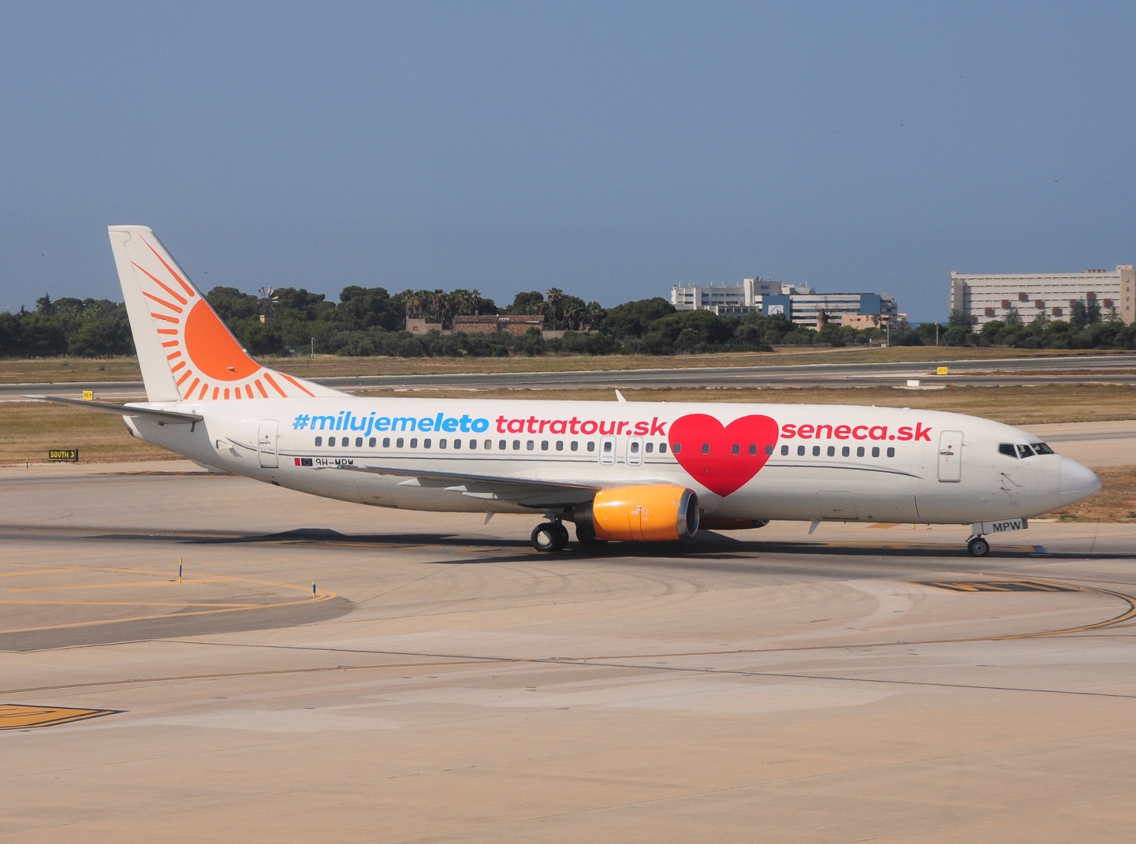9H-MPW - 737-484 - Air Horizont - PMI - 25-06-2023
