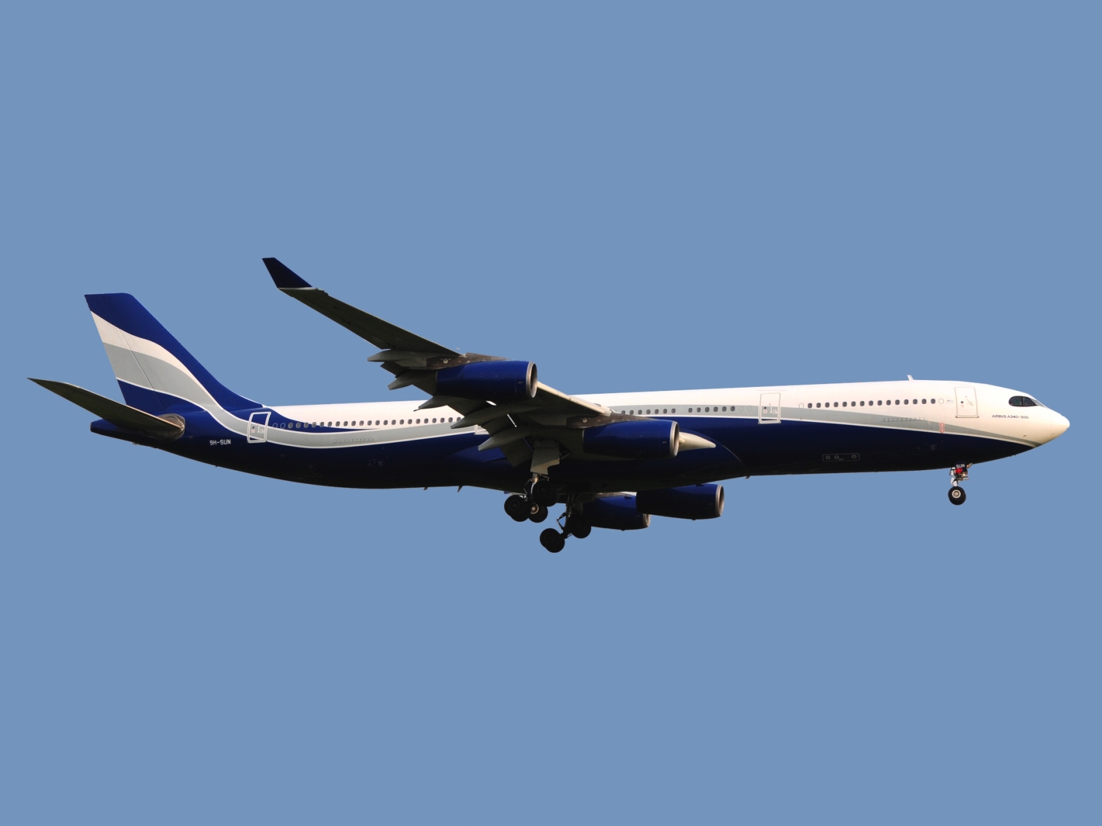 9H-SUN - A340-313 - Hi Fly Malta - BRU - 14-05-2023