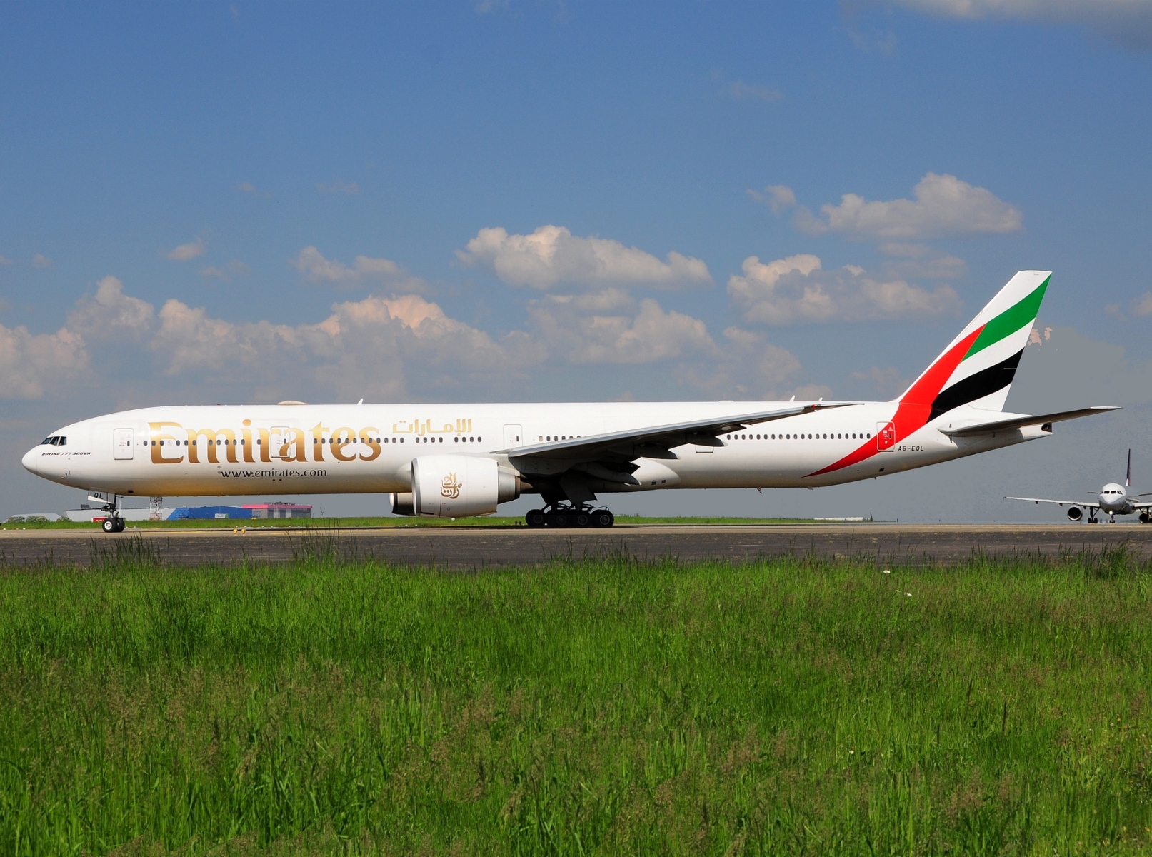 A6-EQL - 777-300(ER) - Emirates - BRU - 13-05-2023b