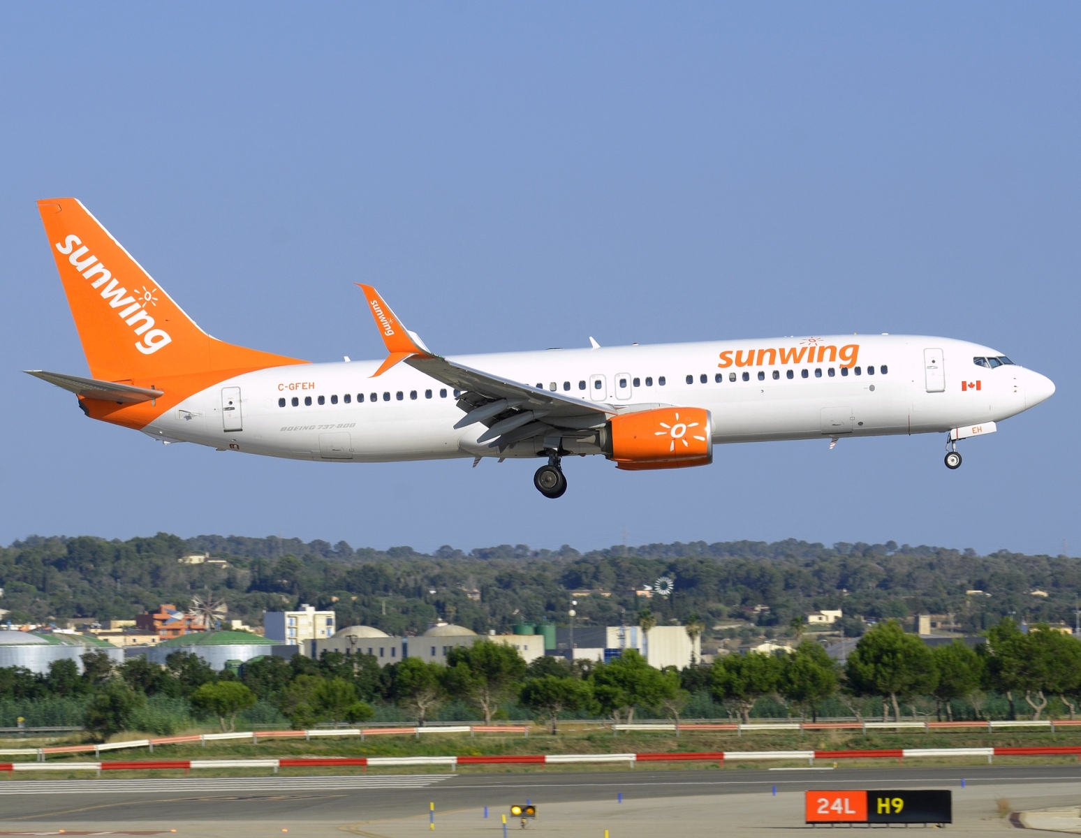 C-GFEH - 737-8GS(WL) - Sunwing Airlines - PMI - 24-06-2023c