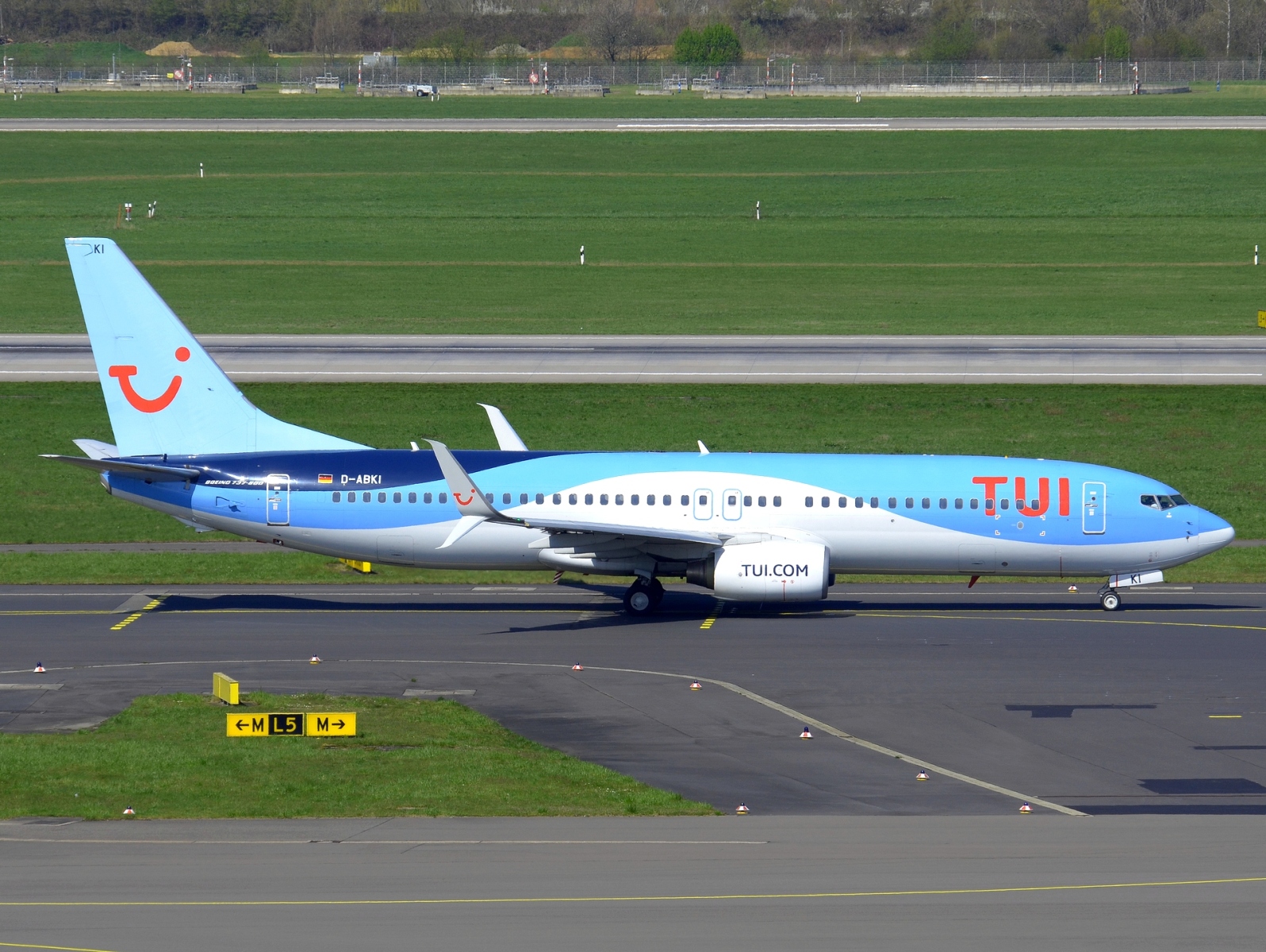 D-ABKI - 737-86J(WL) - TUIfly - DUS - 05-04-2023