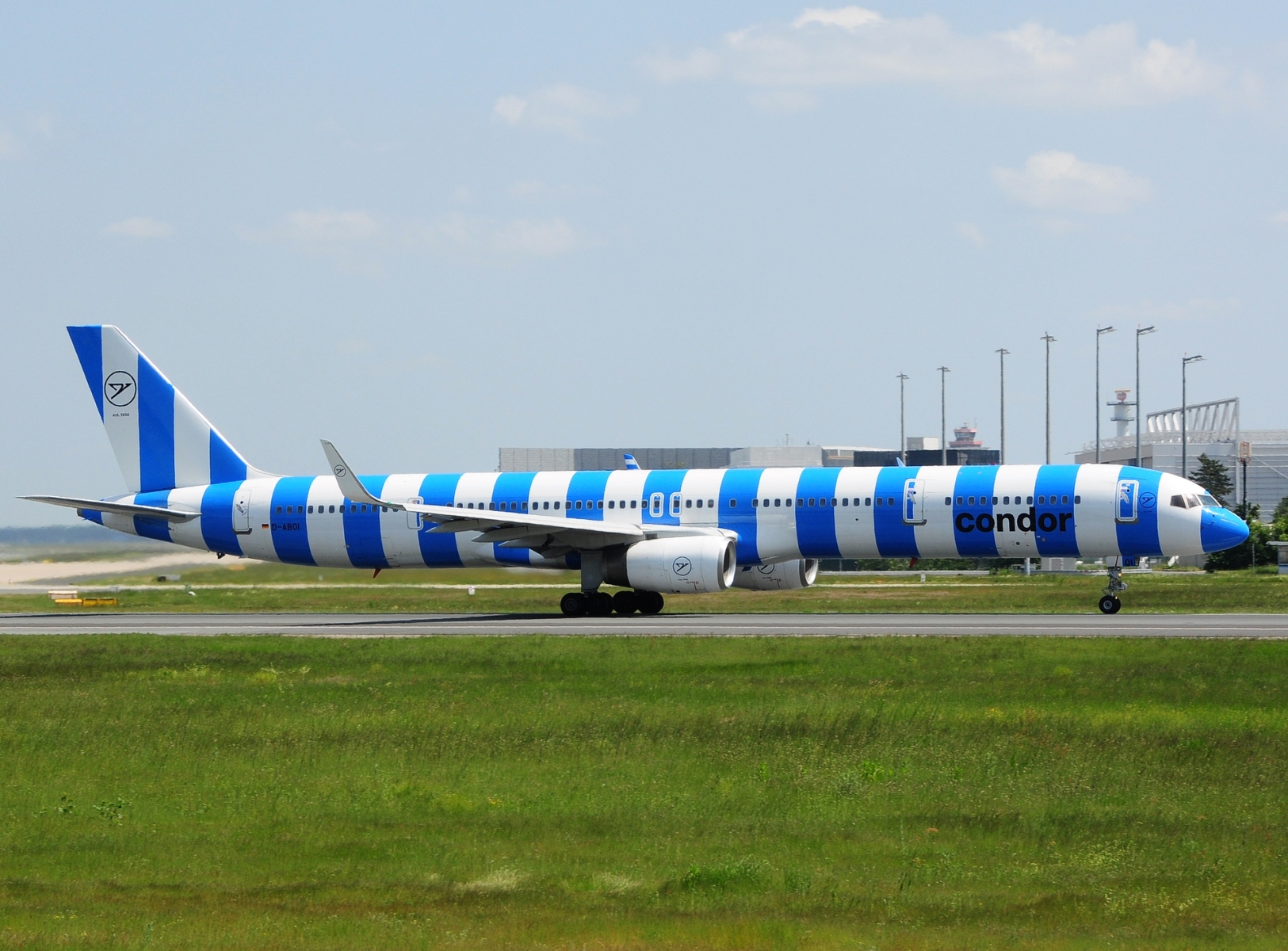 D-ABOI - 757-330(WL) - Condor - FRA - 26-05-2023