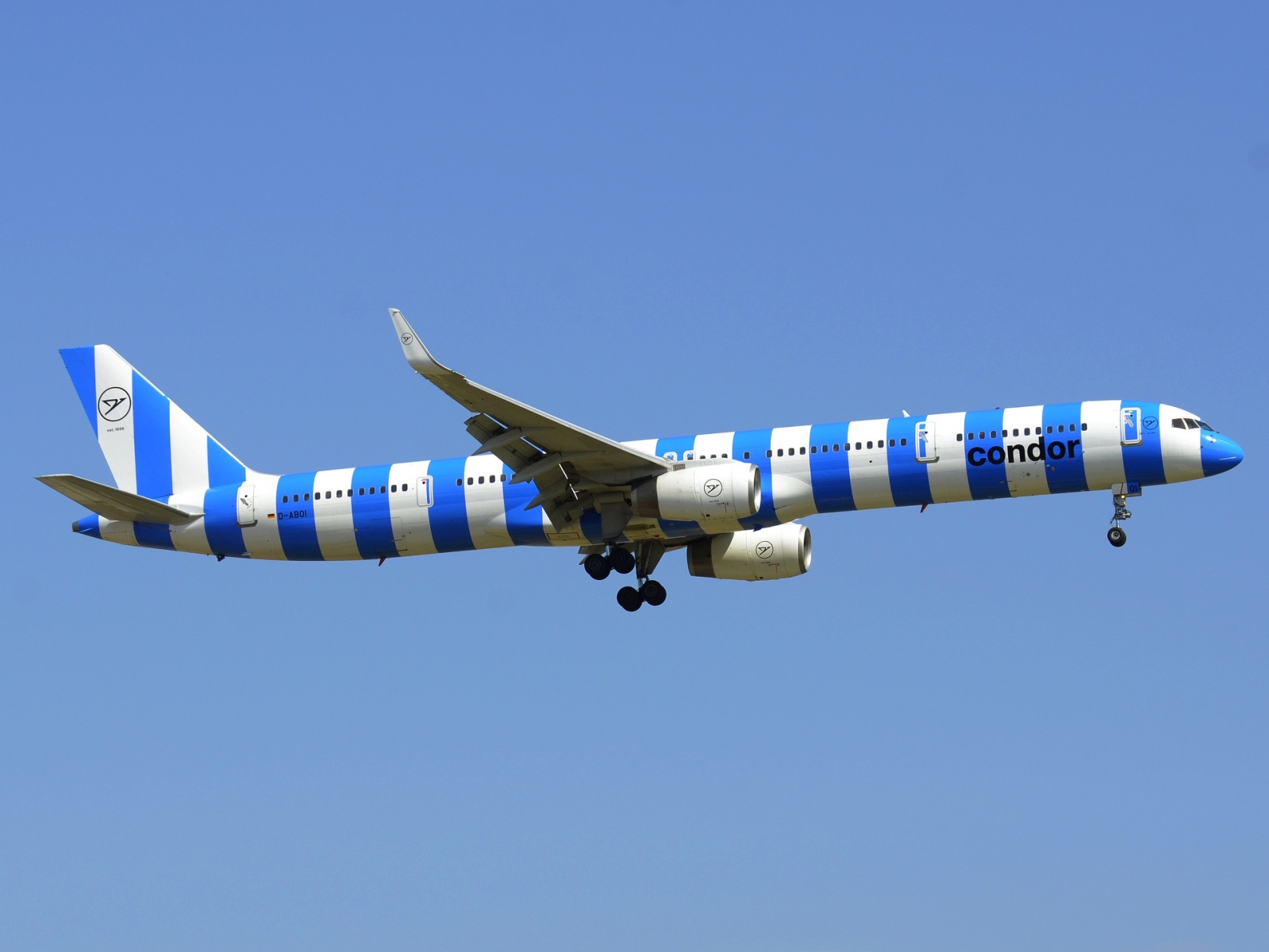 D-ABOI - 757-330(WL) - Condor - PMI - 23-06-2023