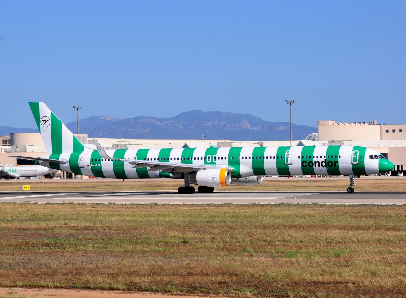 D-ABOL - 757-330(WL) - Condor - PMI - 24-06-2023