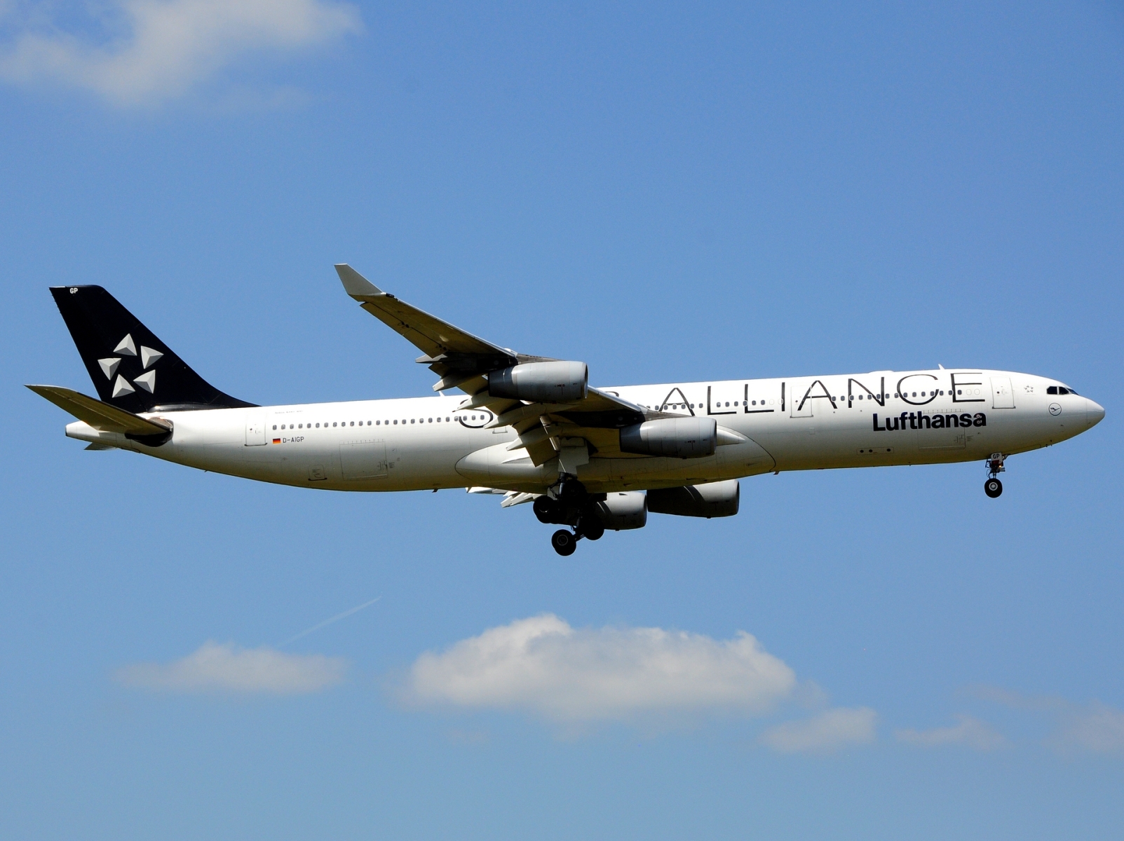 D-AIGP - A340-313 - Lufthansa - FRA - 26-05-2023