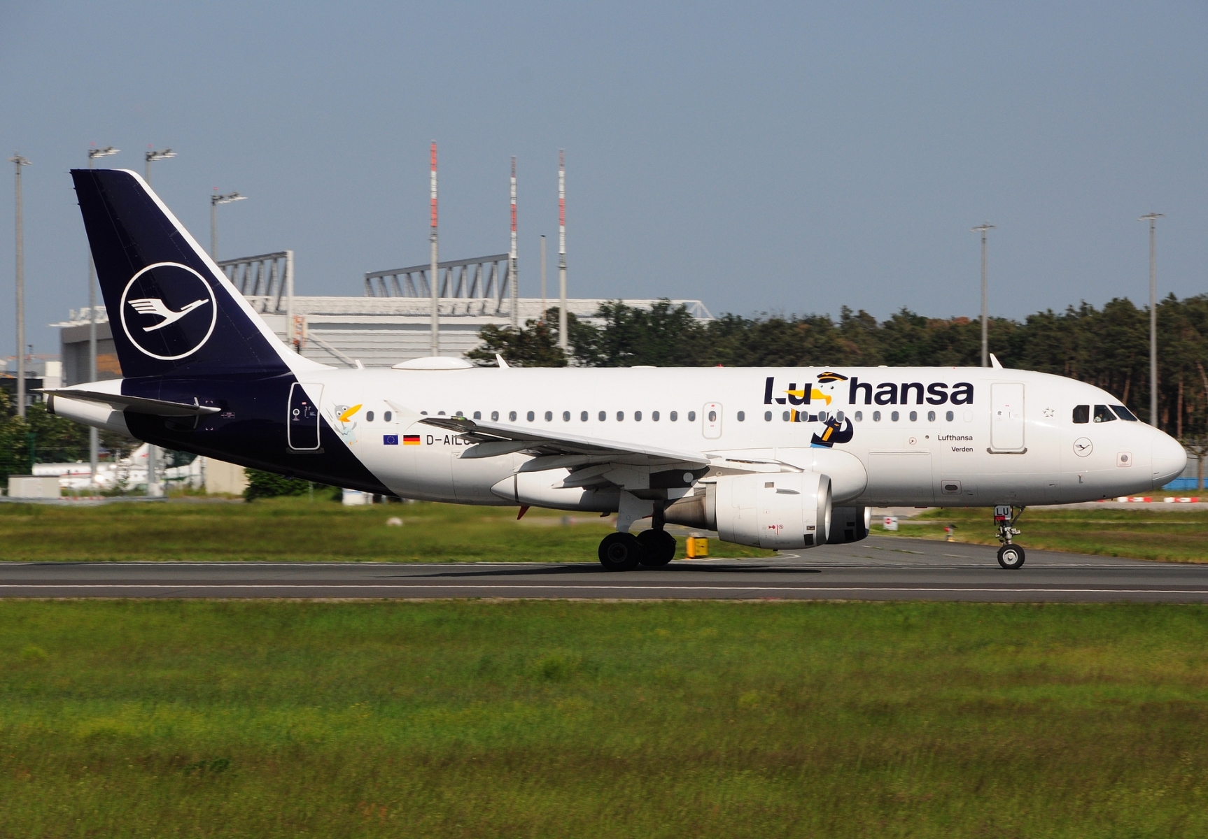 D-AILU - A319-114 - Lufthansa - FRA - 25-05-2023b