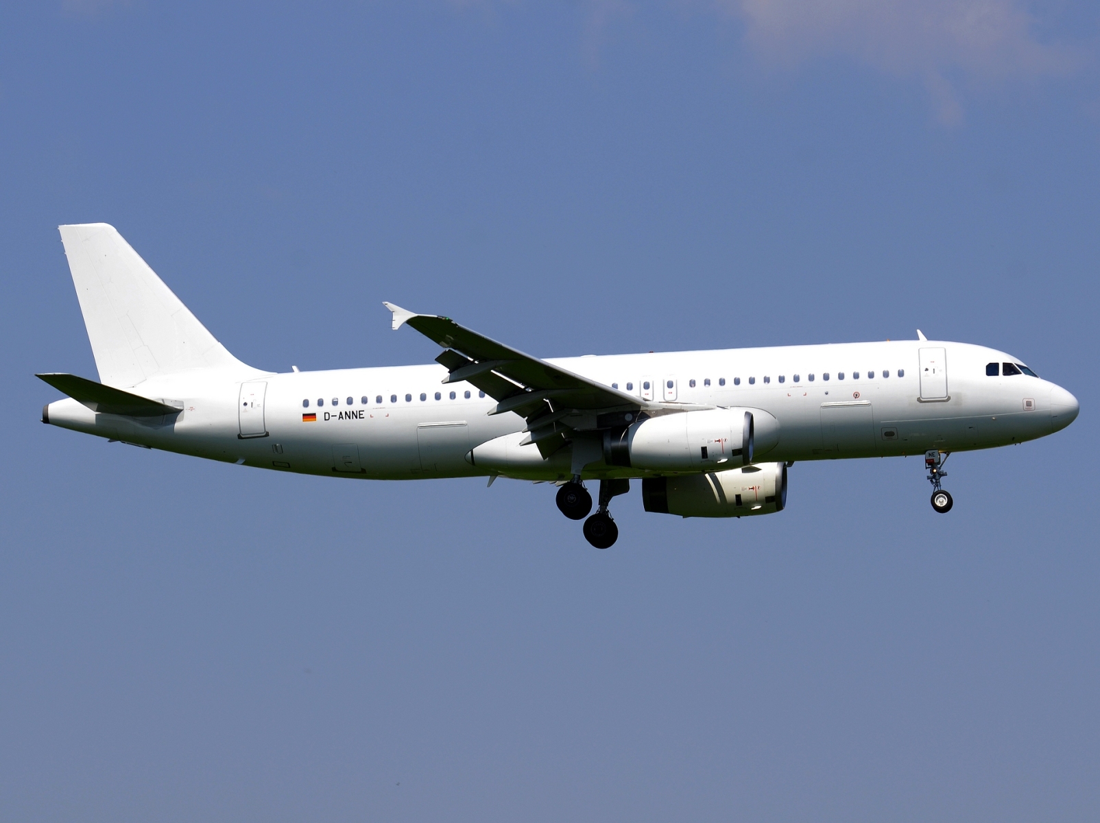 D-ANNE - A320-232 - Leav Aviation - BRU - 13-05-2023
