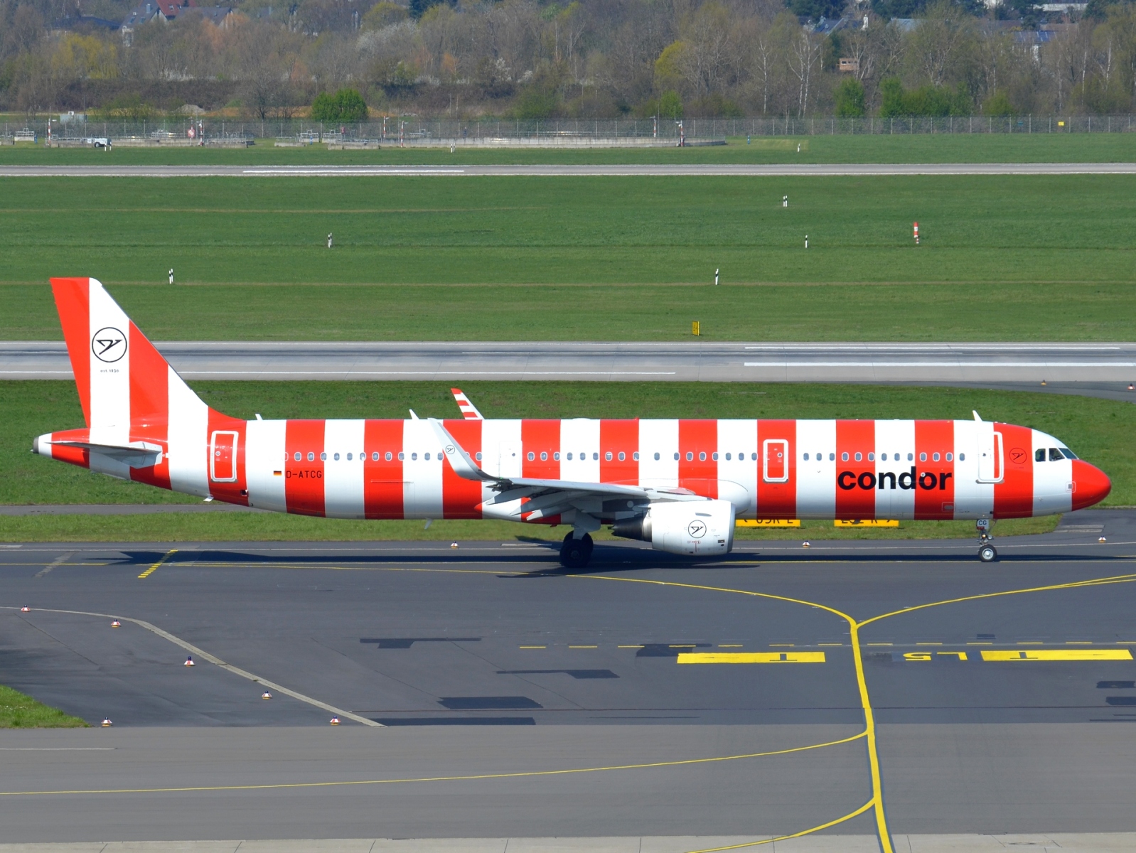 D-ATCG - A321-211(WL) - Condor - DUS - 05-04-2023