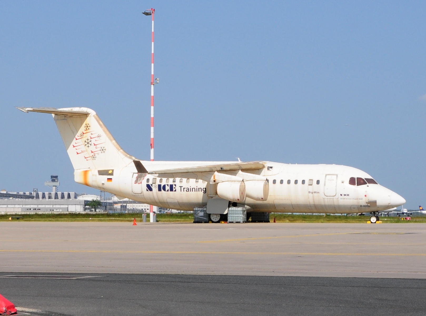 D-NICE - RJ100 - Nice Training - FRA - 26-05-2023