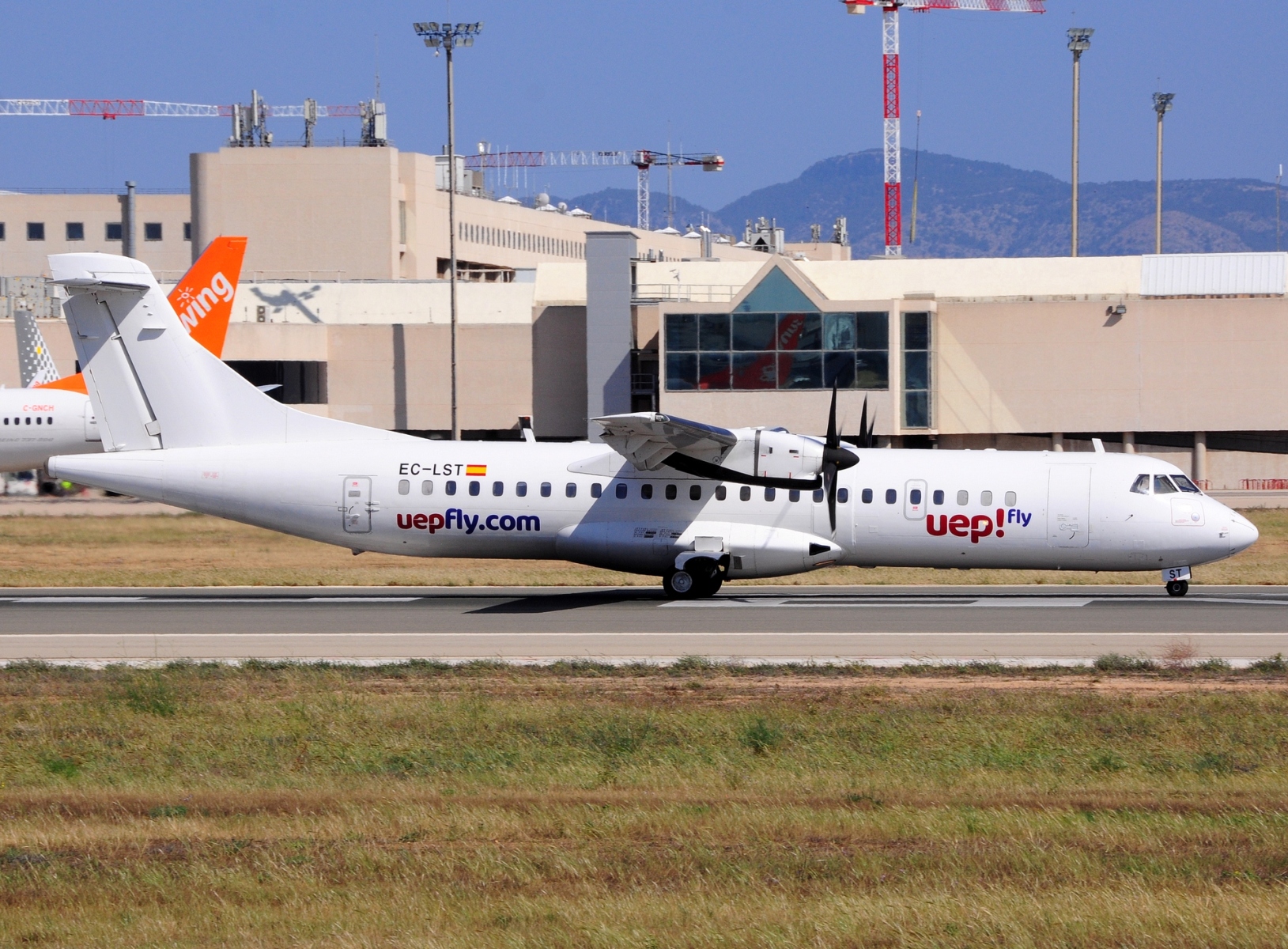 EC-LST - ATR 72-201 - Uep! Fly - PMI - 23-06-2023