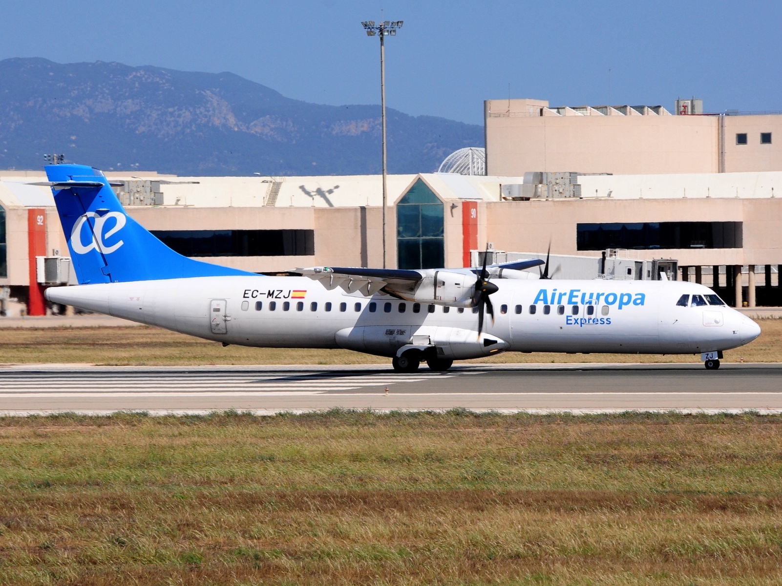 EC-MZJ - ATR 72-500 (72-212A) - Air Europa Express - PMI - 23-06-2023