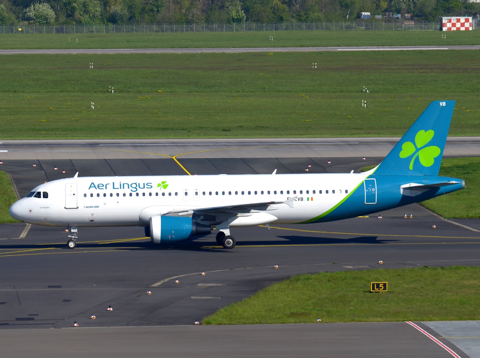 EI-CVB - A320-214 - Aer Lingus - DUS - 30-04-2023