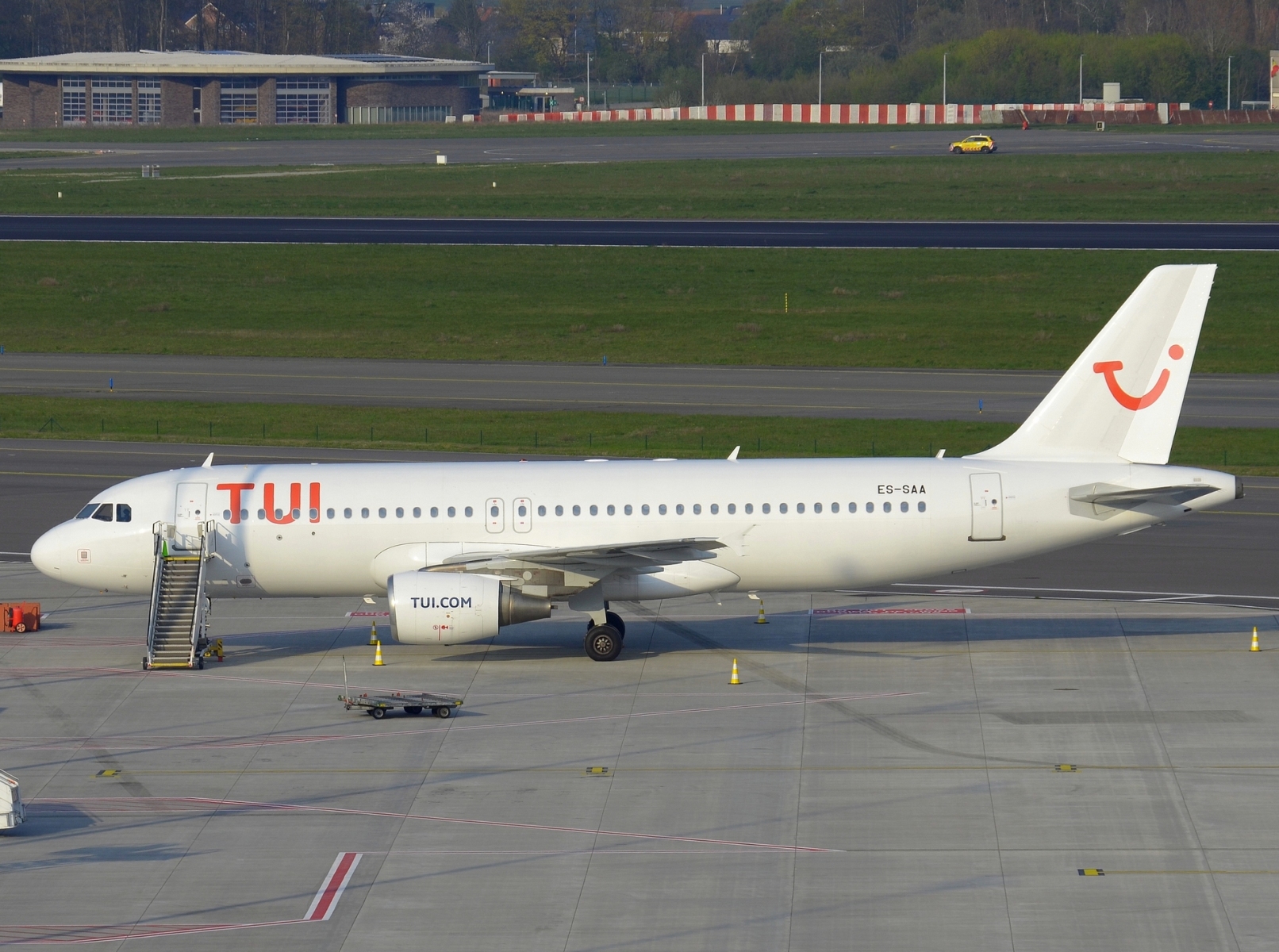 ES-SAA - A320-214 - TUI Airlines Belgium - BRU - 18-04-2023