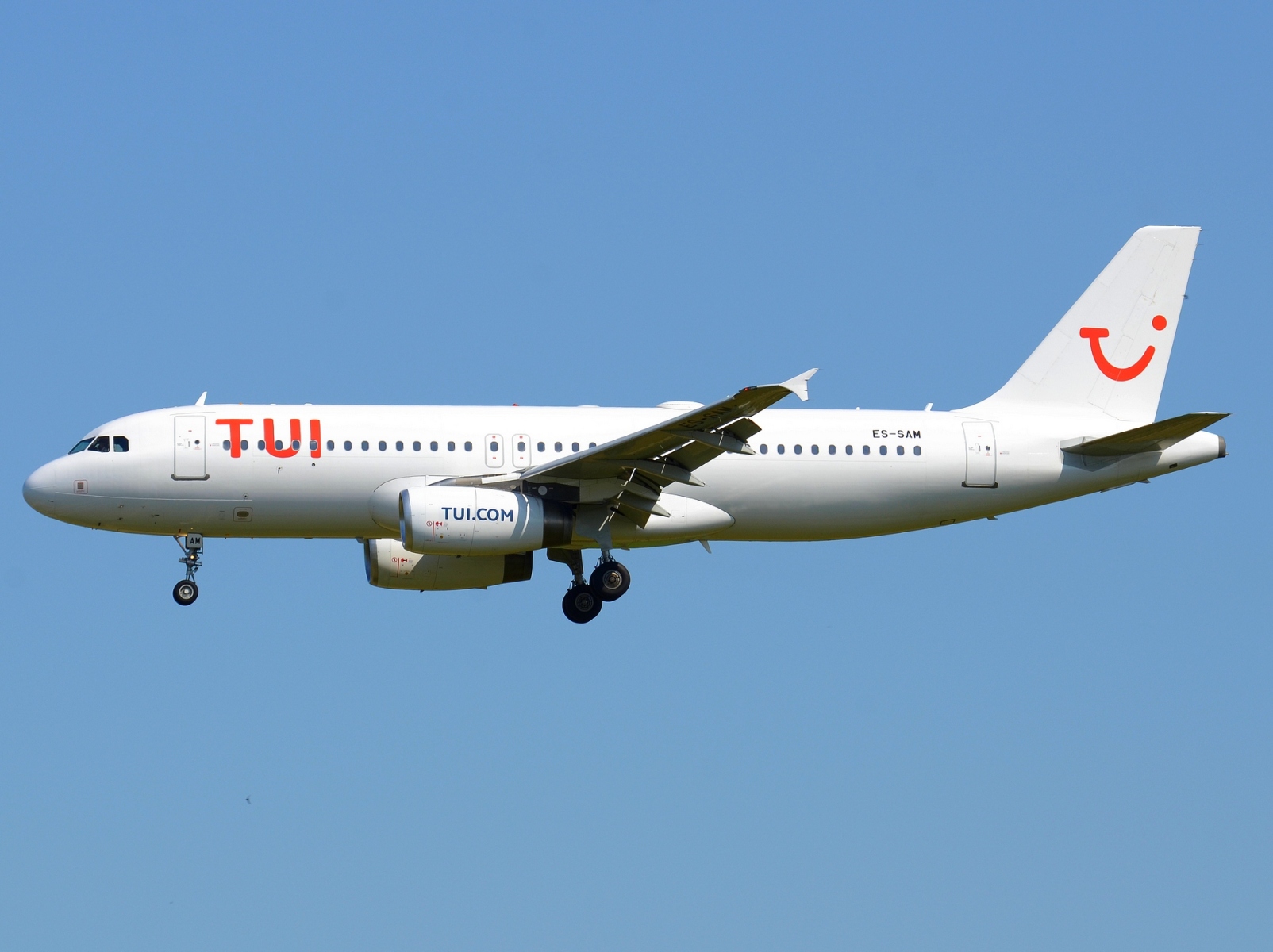 ES-SAM - A320-232 - TUI Airways - BRU - 04-06-2023