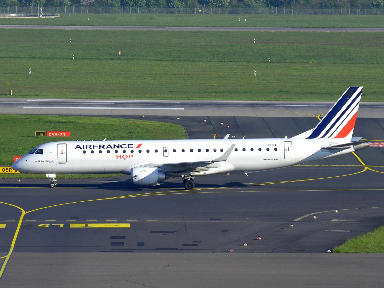 F-HBLO - ERJ-190STD (ERJ-190-100) - HOP! - DUS - 30-04-2023