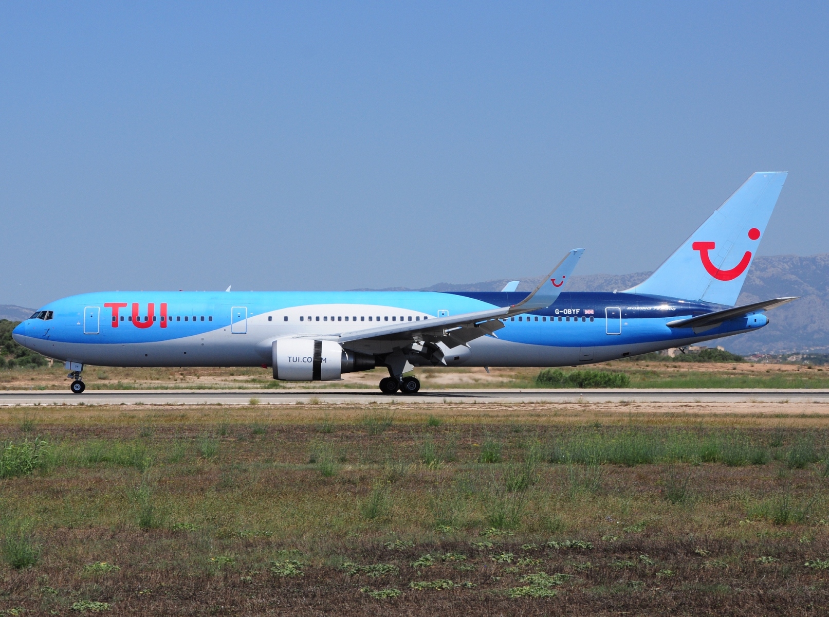 G-OBYF - 767-304(ER)(WL) - TUI Airways - PMI - 24-06-2023