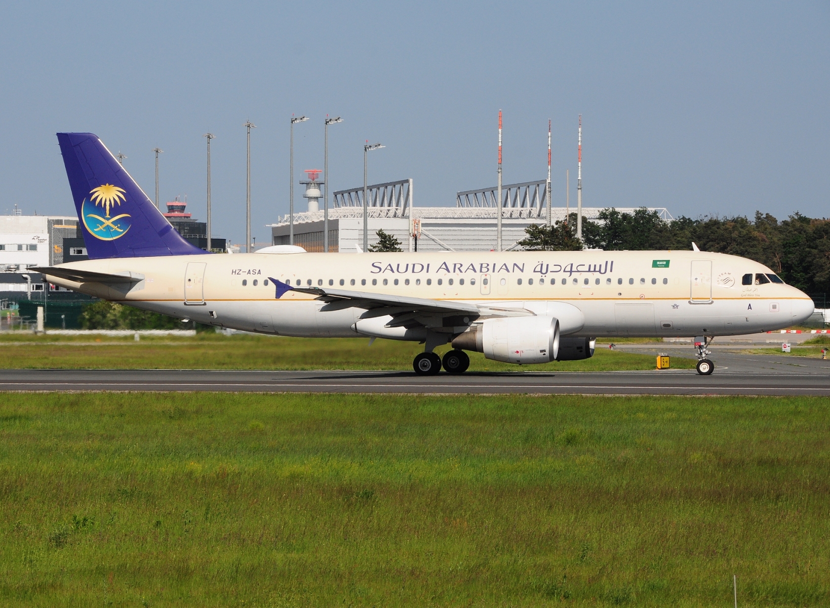 HZ-ASA - A320-214 - Saudi Arabian Airlines - FRA - 25-05-2023b
