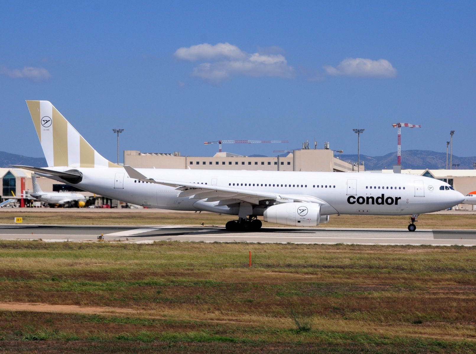 LY-PLW - A330-243 - Condor - PMI - 23-06-2023