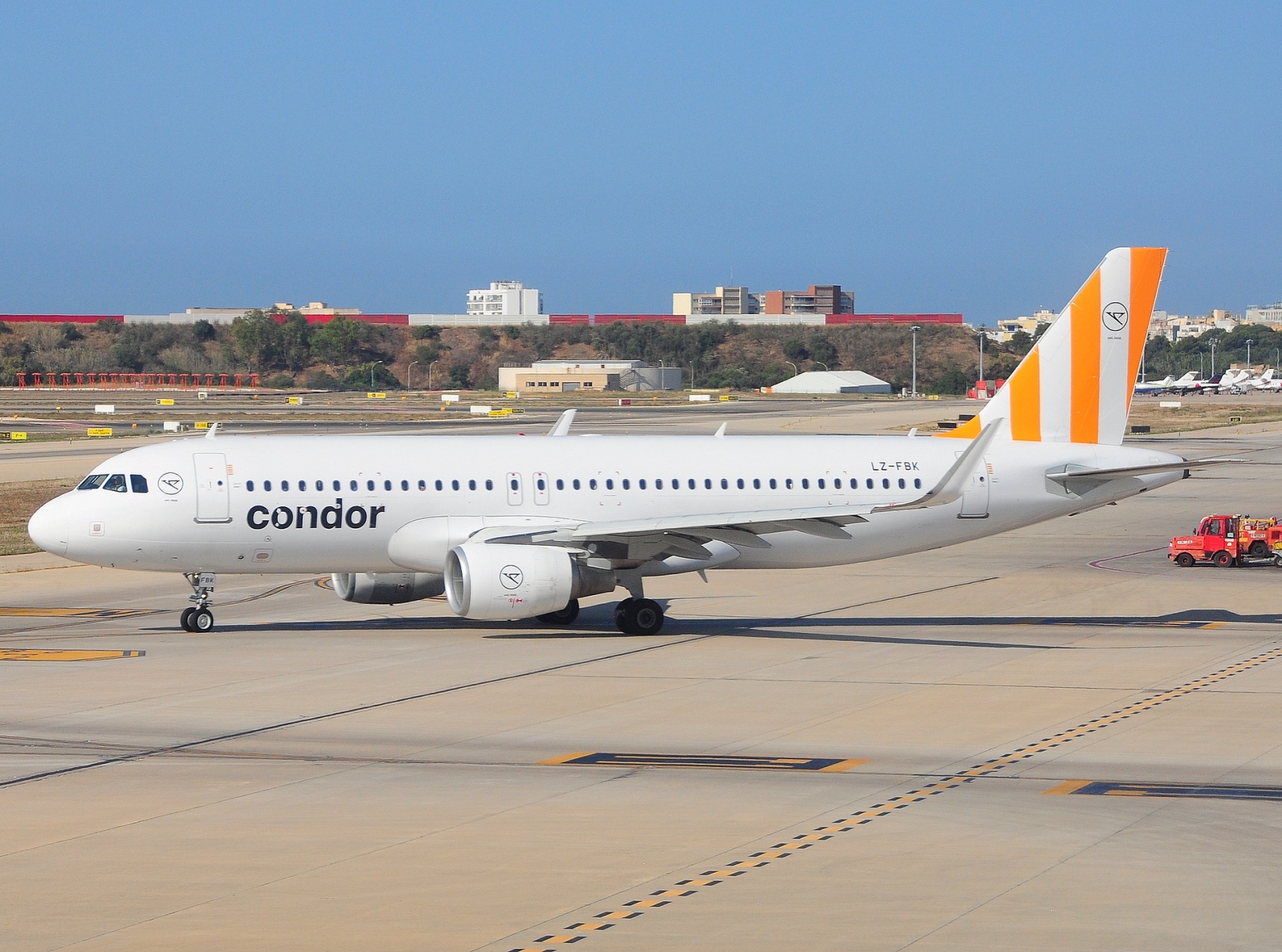 LZ-FBK - A320-214(WL) - Condor - PMI - 25-06-2023b