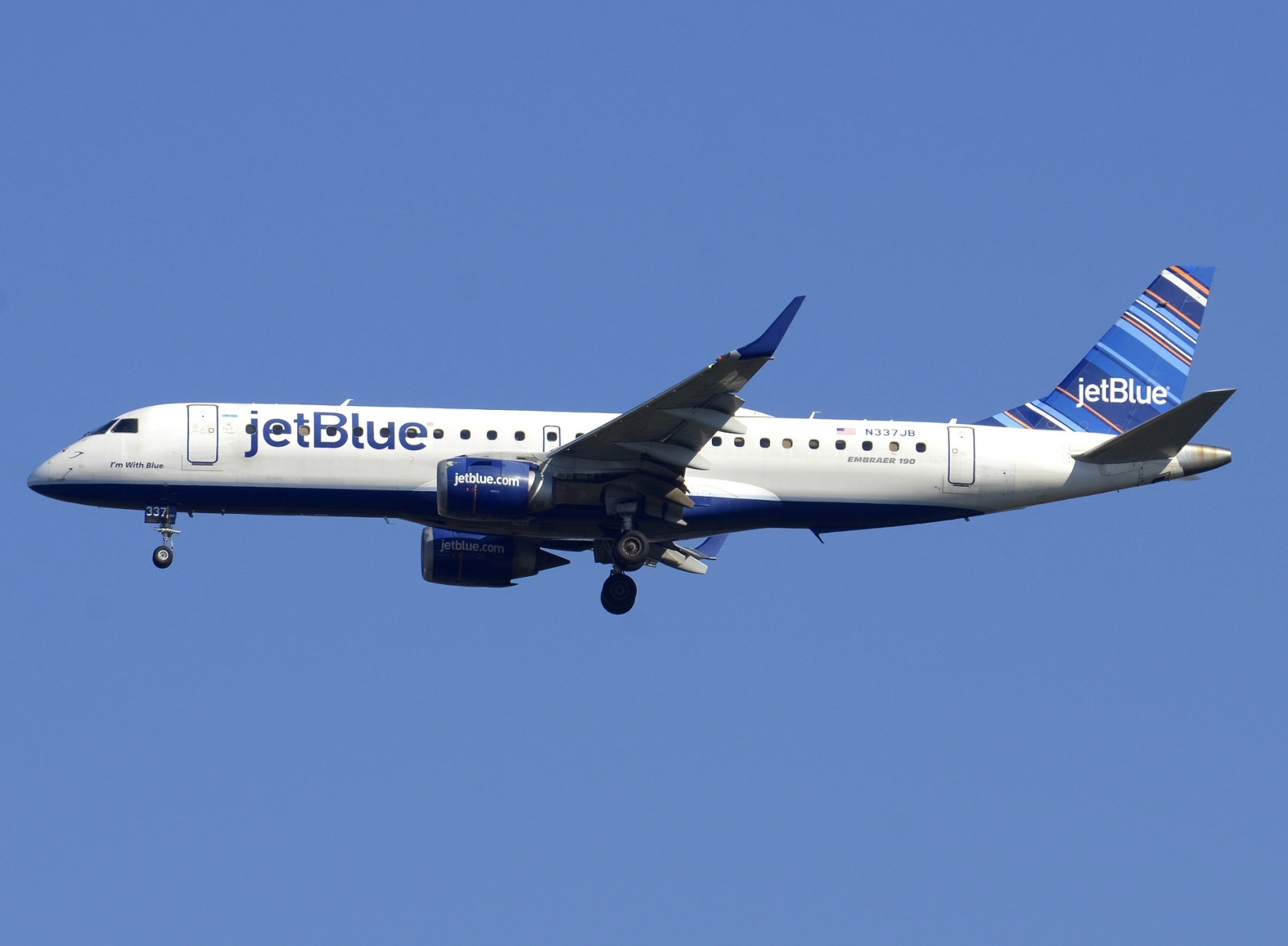N337JB - ERJ-190AR (ERJ-190-100 IGW) - JetBlue Airways - JFK - 28-10-2023
