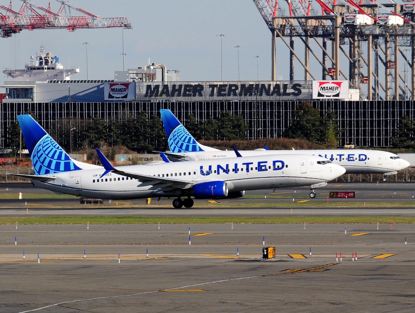 N37263 - 737-824(WL) - United Airlines - EWR - 02-11-2023