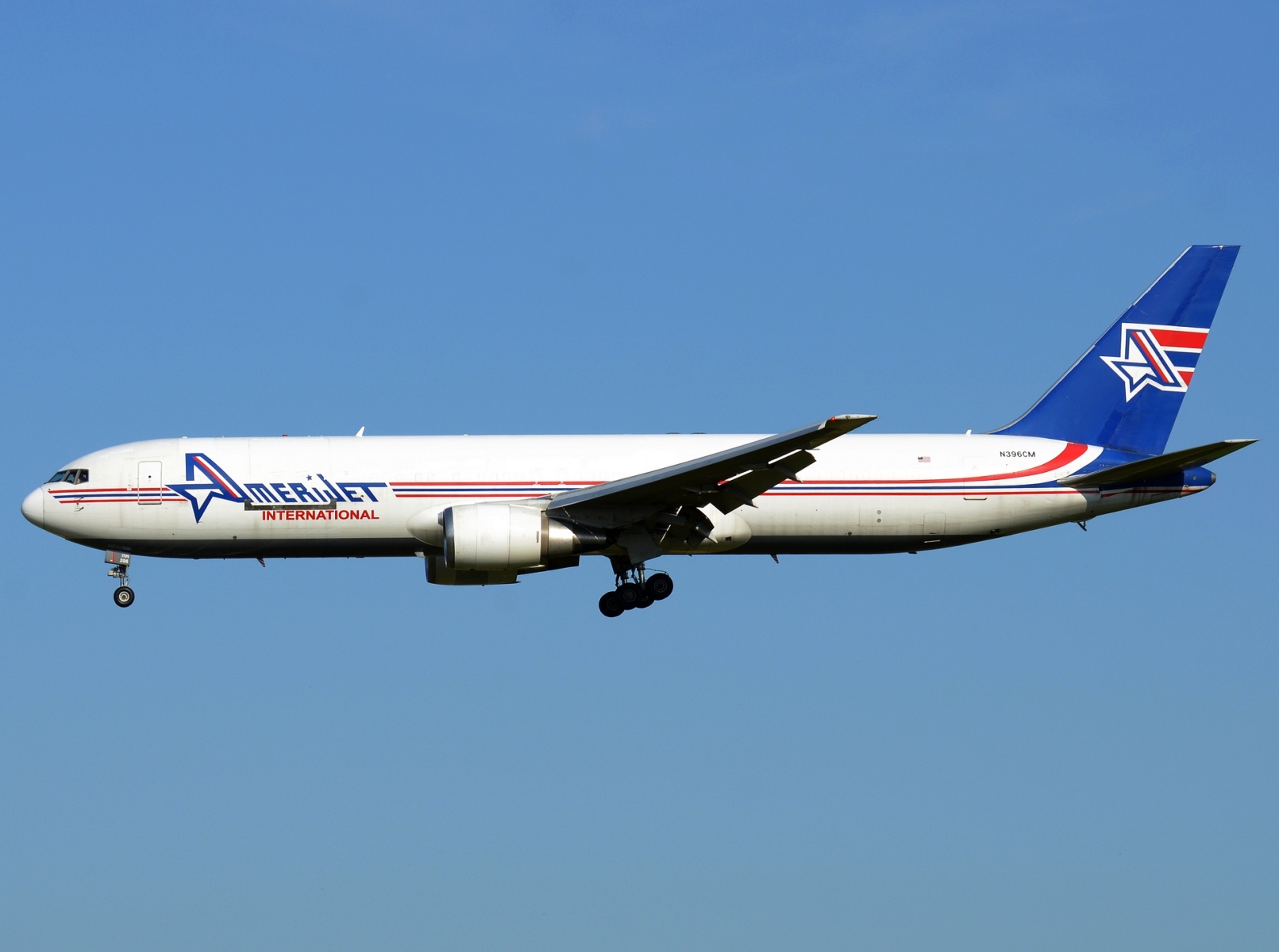 N396CM - 767-323(ER) - Amerijet International - BRU - 04-06-2023