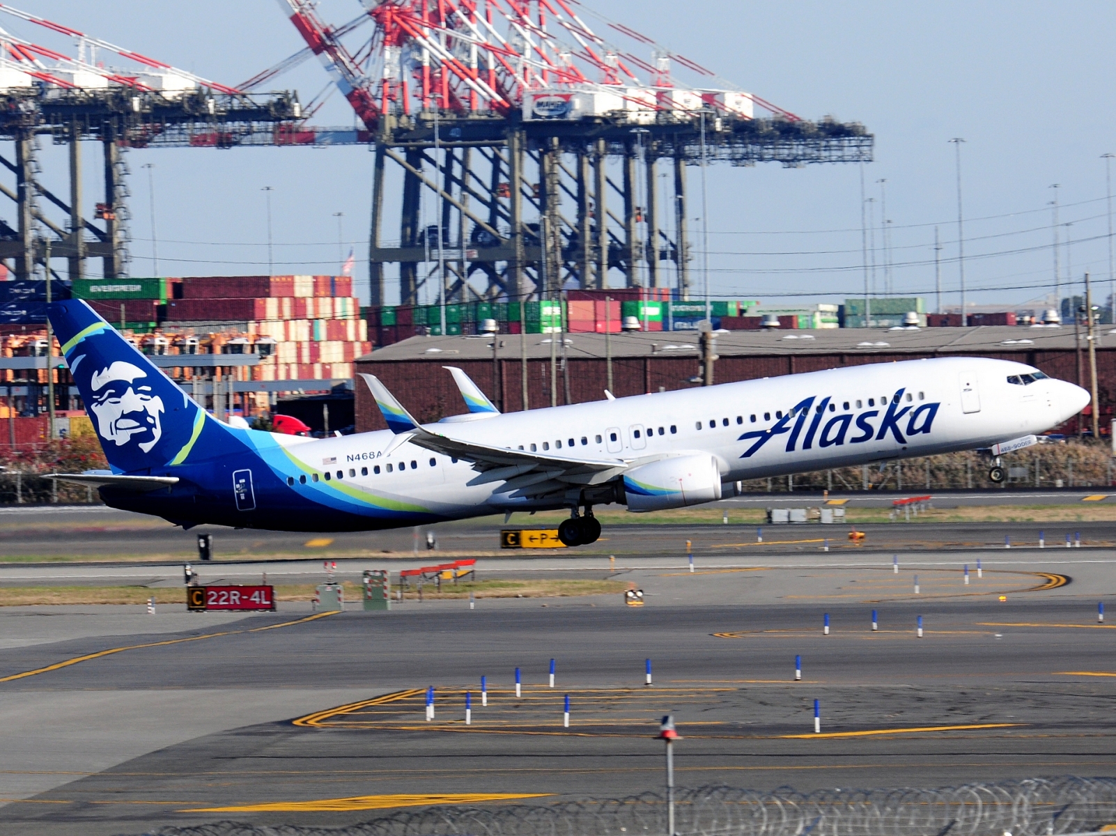 N468AS - 737-990(ER)(WL) - Alaska Airlines - EWR - 02-11-2023